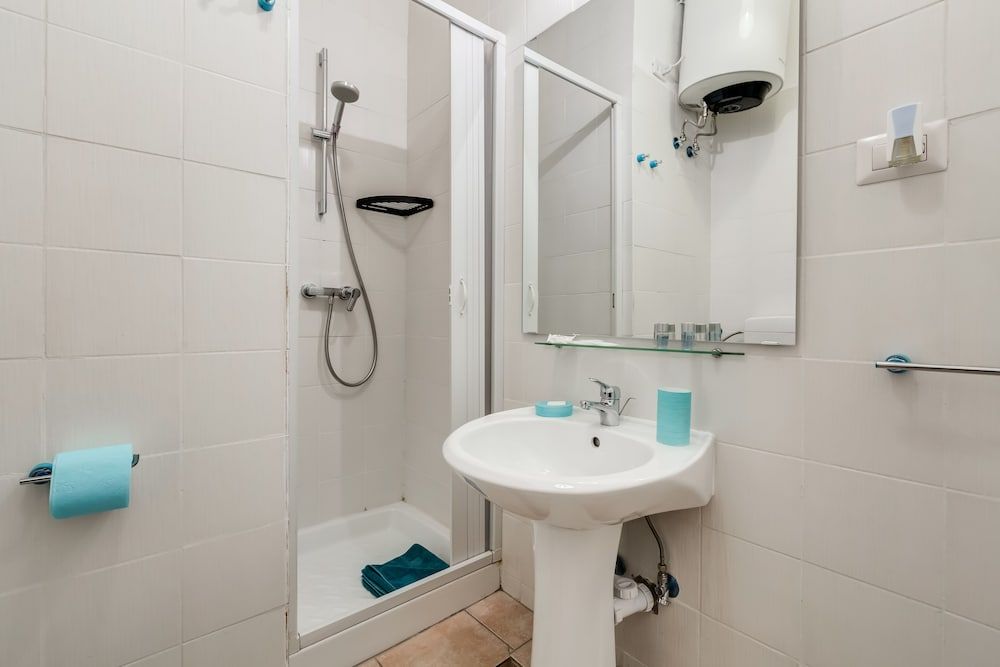 Allegra's House Double or Twin Room 17