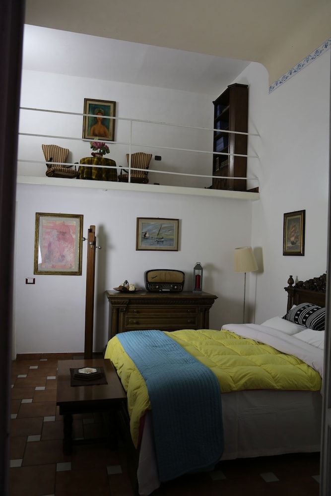 Tourist House Santa Croce Double or Twin Room 11