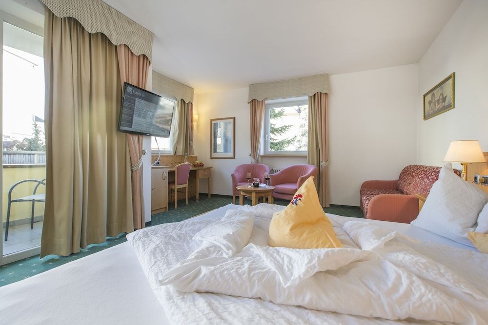 Superior Double Room, Balcony (TIROLO )