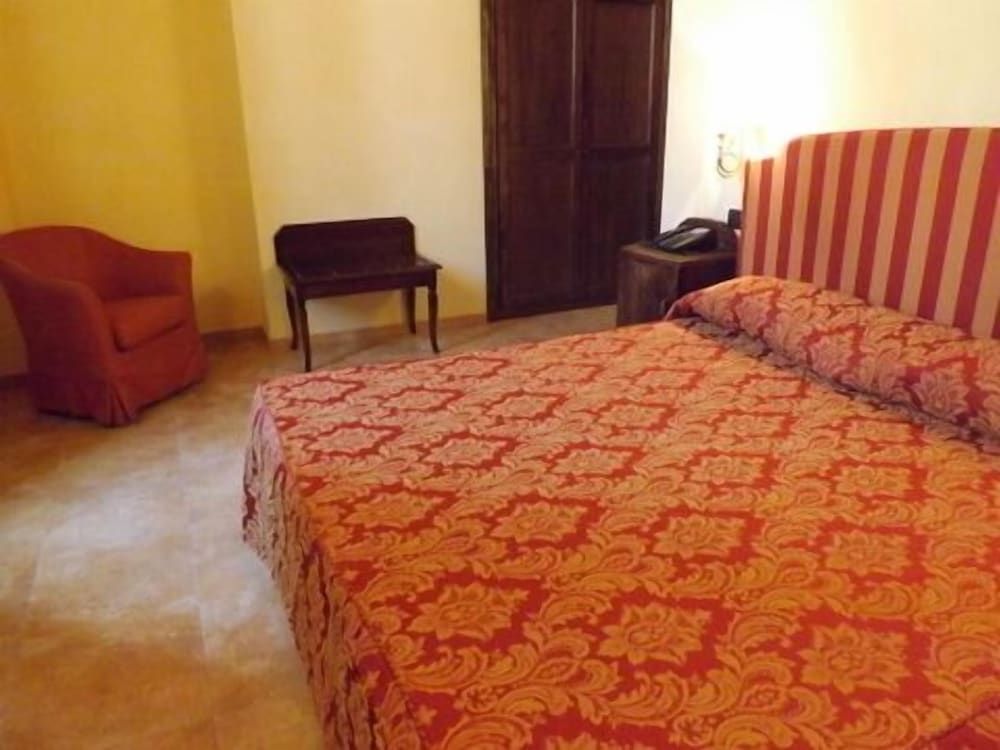 Il Postiglione Antica Posta dei Chigi Superior Double Room