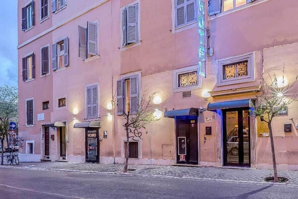undefined Hotel Center 3 2