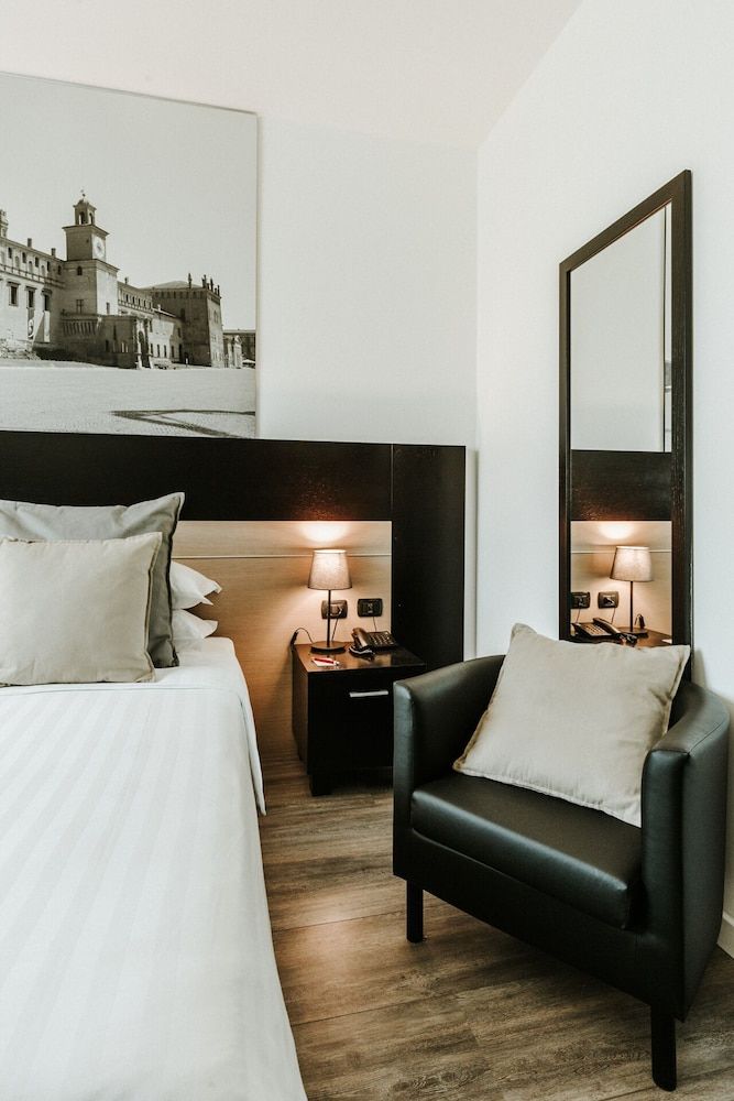 Hotel Carpi Superior Double Room 2