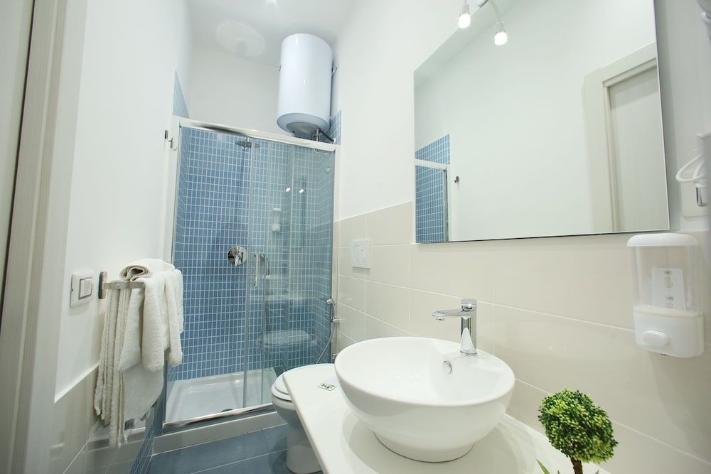 Mascalzone Latino Luxury Rooms Classic Double or Twin Room, Courtyard View 13