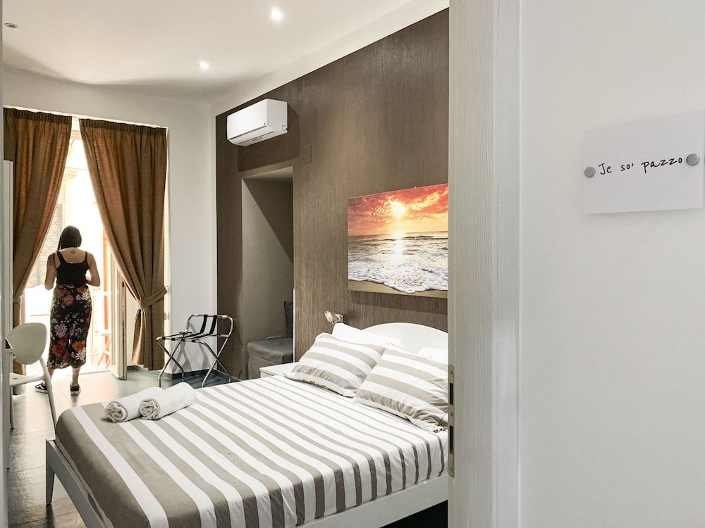 Mascalzone Latino Luxury Rooms Comfort Triple Room, Multiple Beds, City View 22