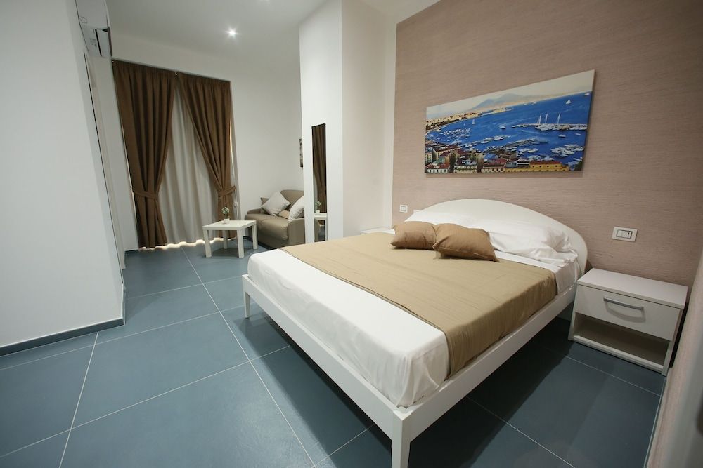 undefined Mascalzone Latino Luxury Rooms 2