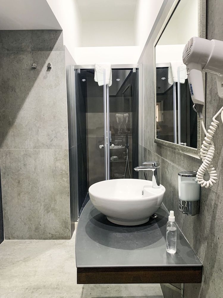 Mascalzone Latino Luxury Rooms Comfort Triple Room, Multiple Beds, City View 32