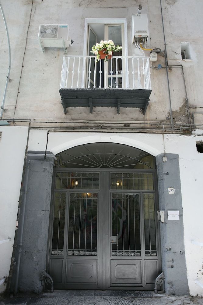 undefined Mascalzone Latino Luxury Rooms 4