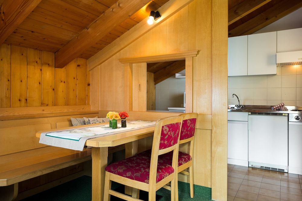 Ambiez Residence Apartment, 1 Bedroom (5 pax - attic) 5