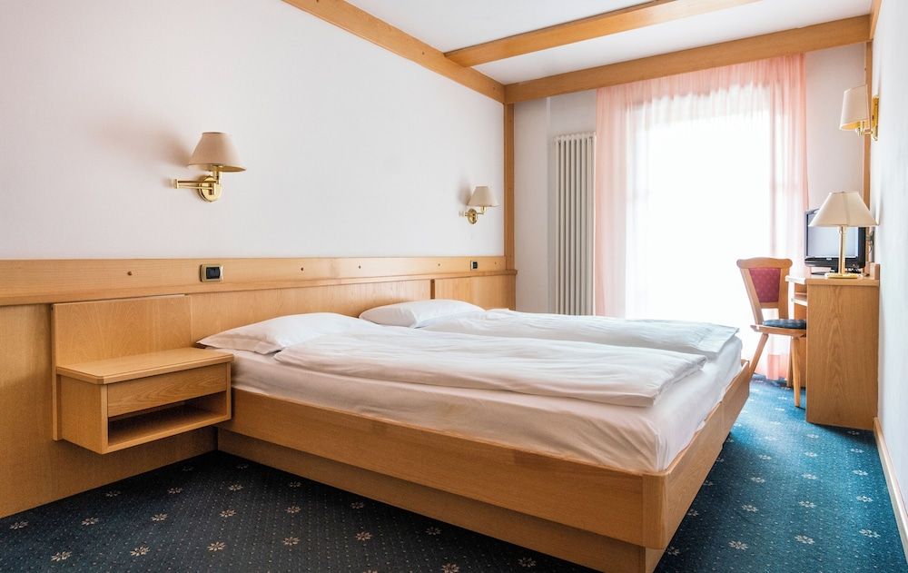 Economy Double or Twin Room