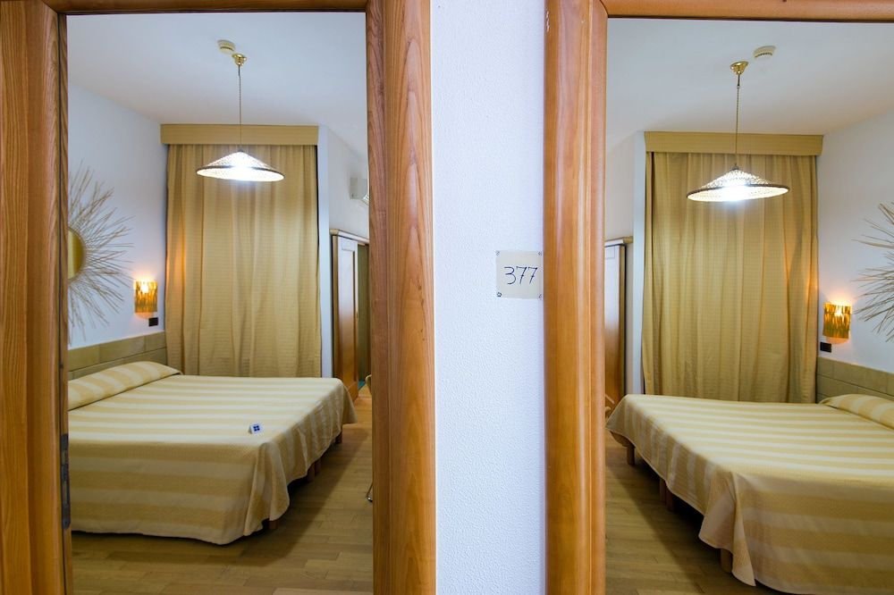 Hotel Terminal - Caroli Hotels Economy Double Room Single Use, Annex Building 5