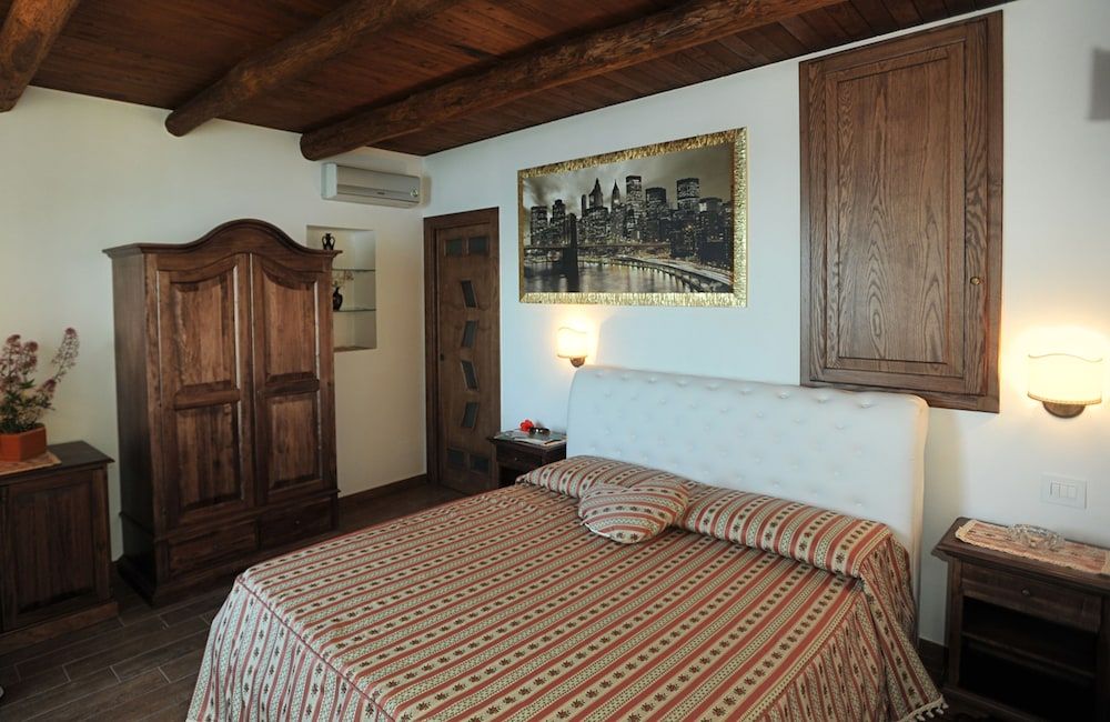 World Center Panoramic Double Room, Sea View 3