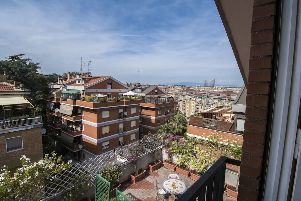 La Voliera B&B Double Room, Shared Bathroom 6