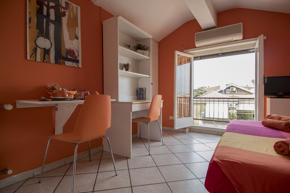 La Voliera B&B Double Room, Shared Bathroom 5