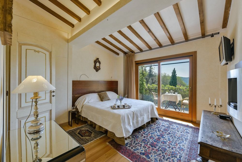 Luxury Villa, 5 Bedrooms, Private Pool, Hill View
