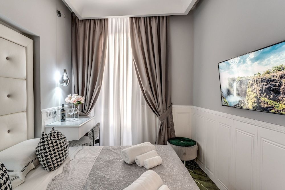 Rome55 - Piazza di Spagna Superior Double Room, City View 15