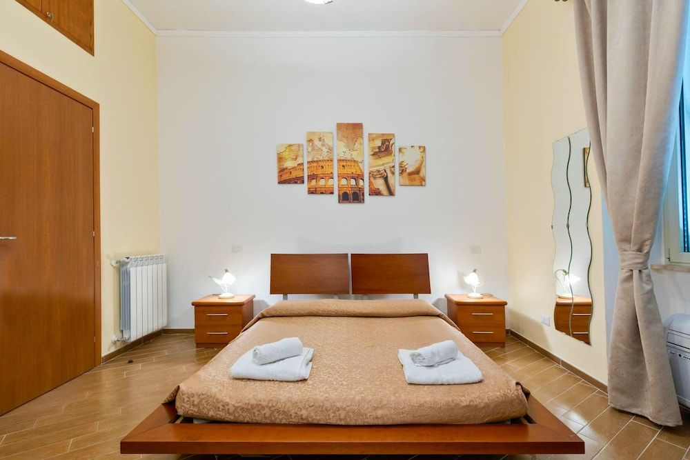 MICLAD BeB Colosseum Guest House Deluxe Room (Augusto) 2