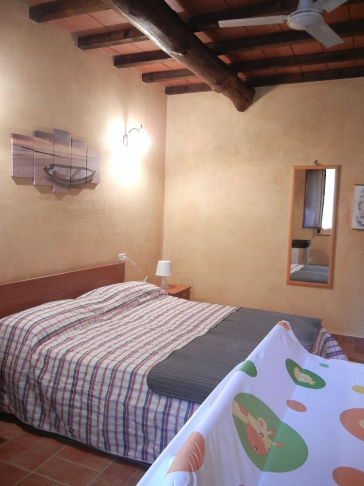Family Apartment, 1 Bedroom, Kitchenette, Garden Area