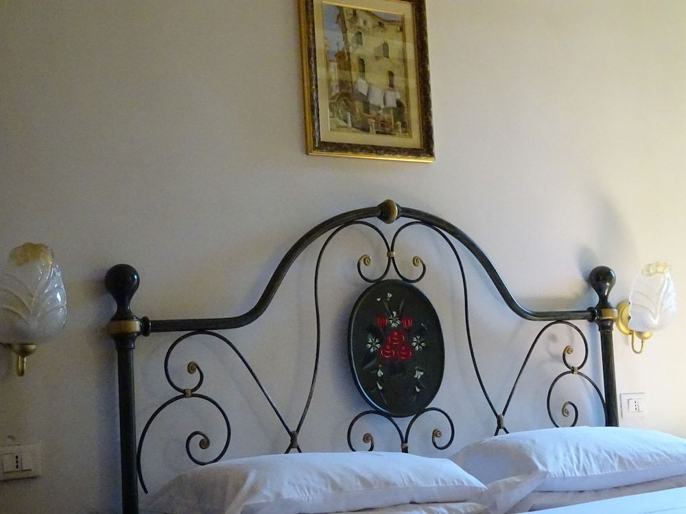 Hotel Minerva E Nettuno Standard Triple Room 7