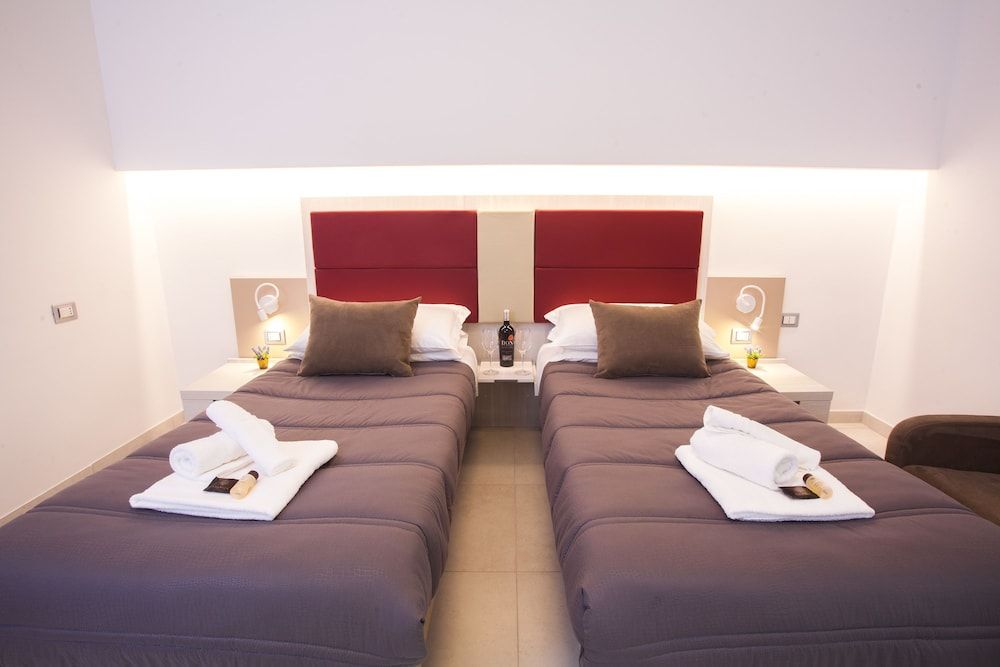 Deluxe Room, Balcony, Garden View