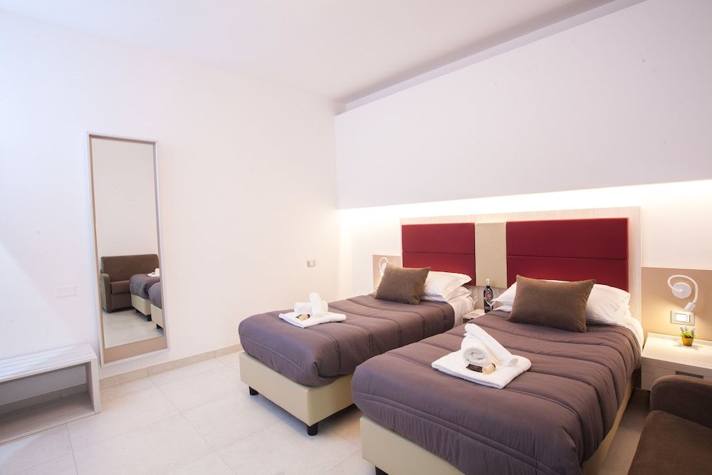 Deluxe Room, Balcony, Garden View
