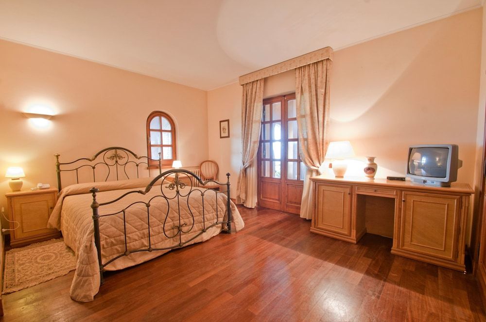 Superior Double Room, Garden View