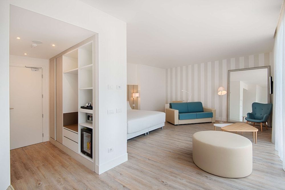 NH Trento Junior Suite, Terrace, Mountain View (New Style Extra Bed 3 adults) 3