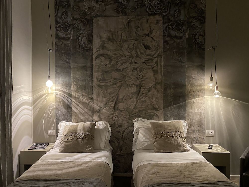 VittorioVeneto25 Twin Room, Ground Floor (1 Giardino) 4