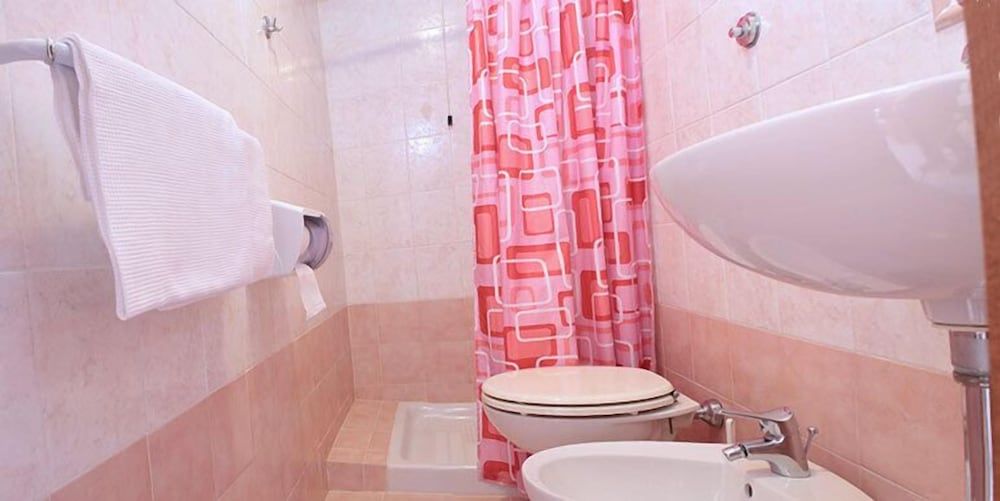 undefined Hotel Euro Quiris 6