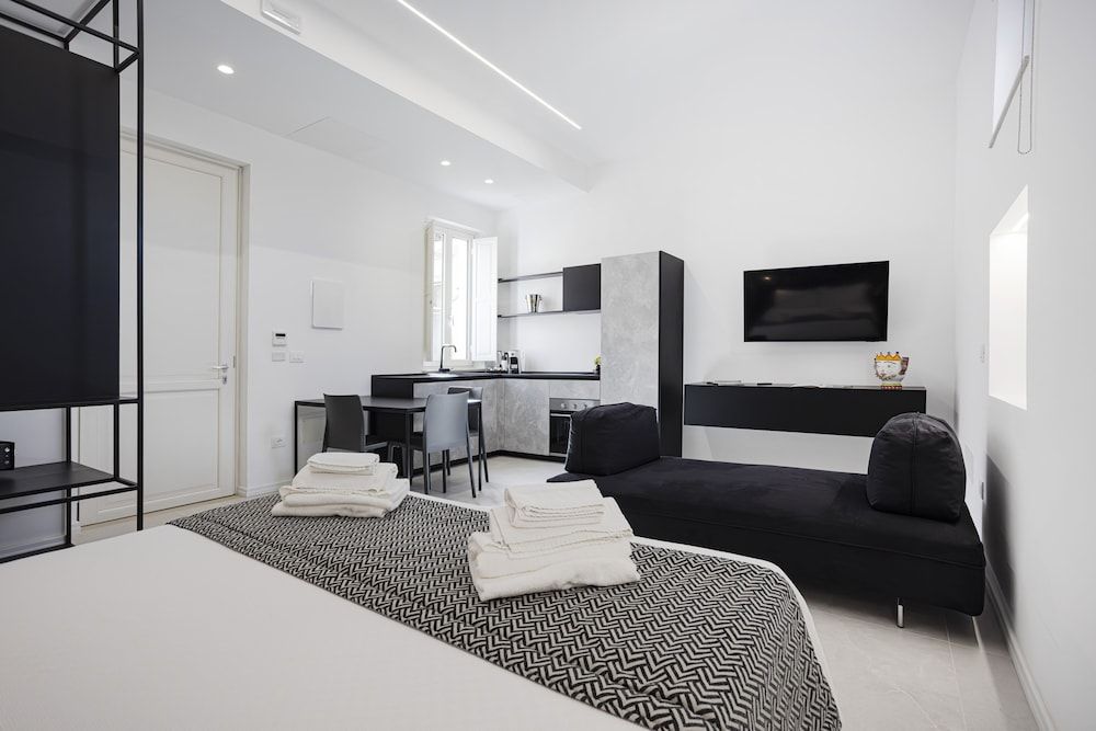 Executive Studio Suite