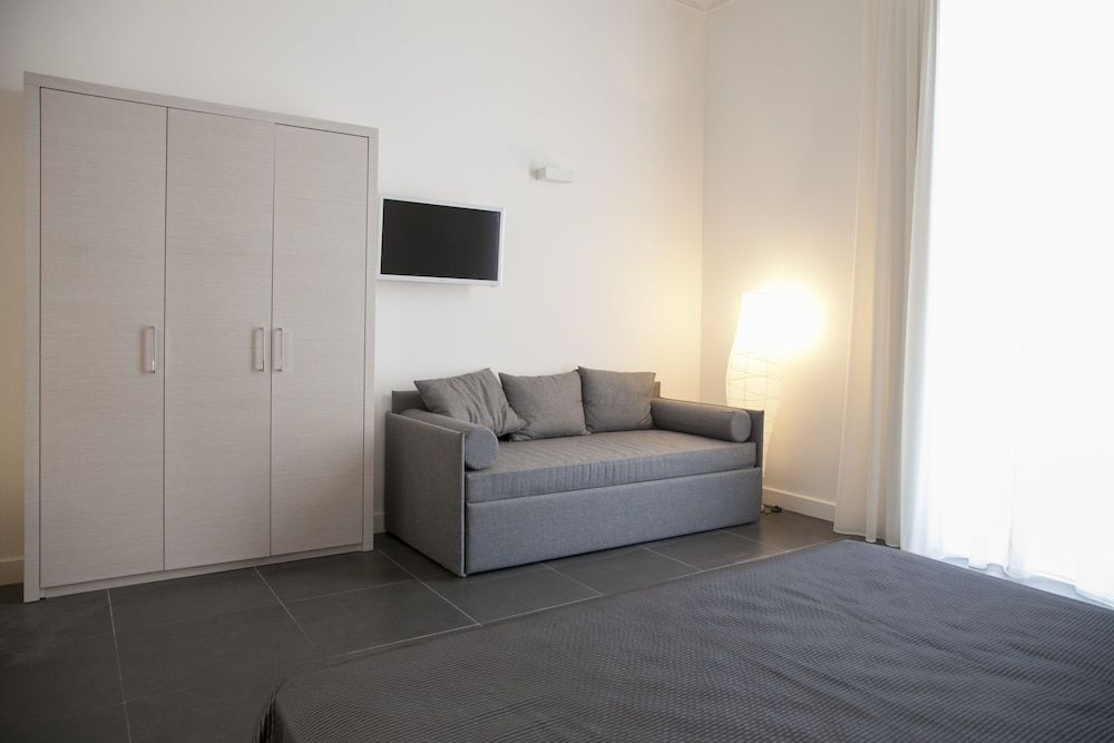 Nostos rooms & Apartments Superior Triple Room, City View 6