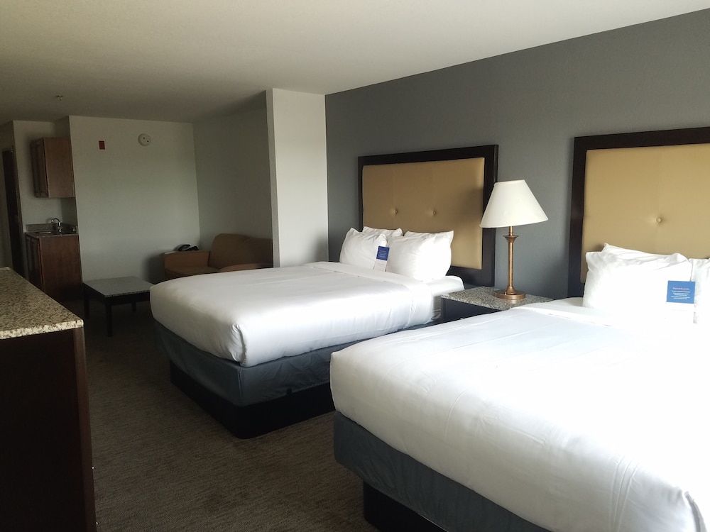 Standard Room, 2 Queen Beds, Non Smoking