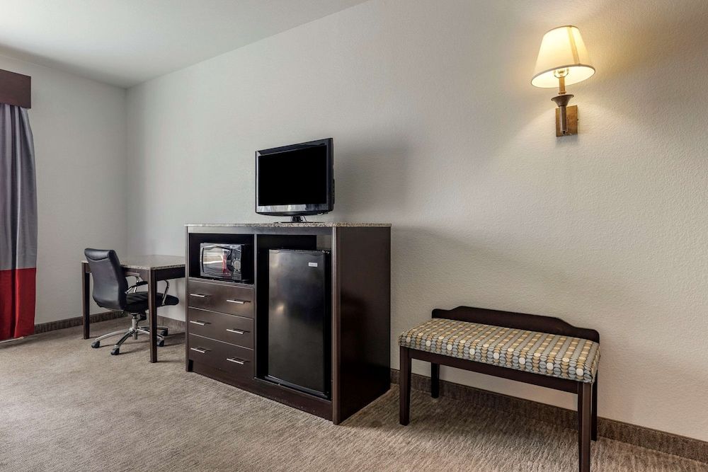 Standard Room, 2 Queen Beds, Non Smoking