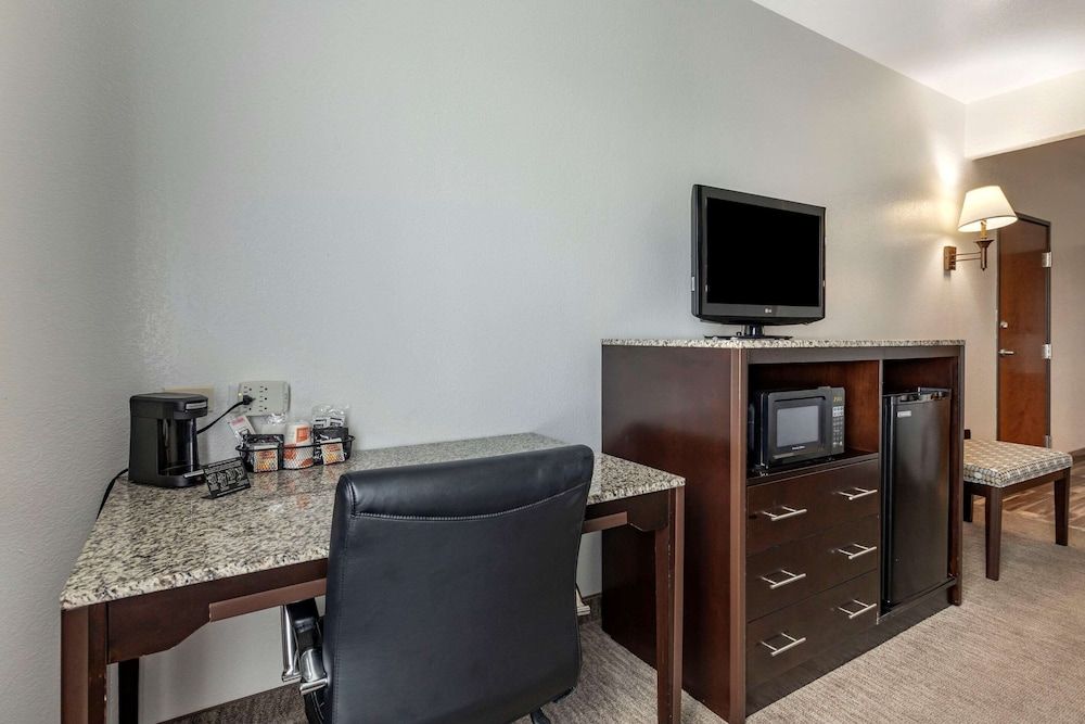 Room, 1 King Bed, Accessible, Non Smoking