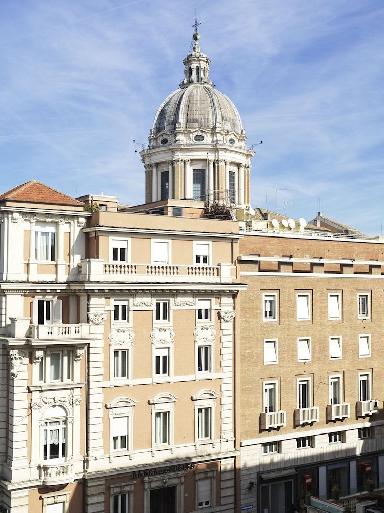 undefined J.K. Place Roma 7