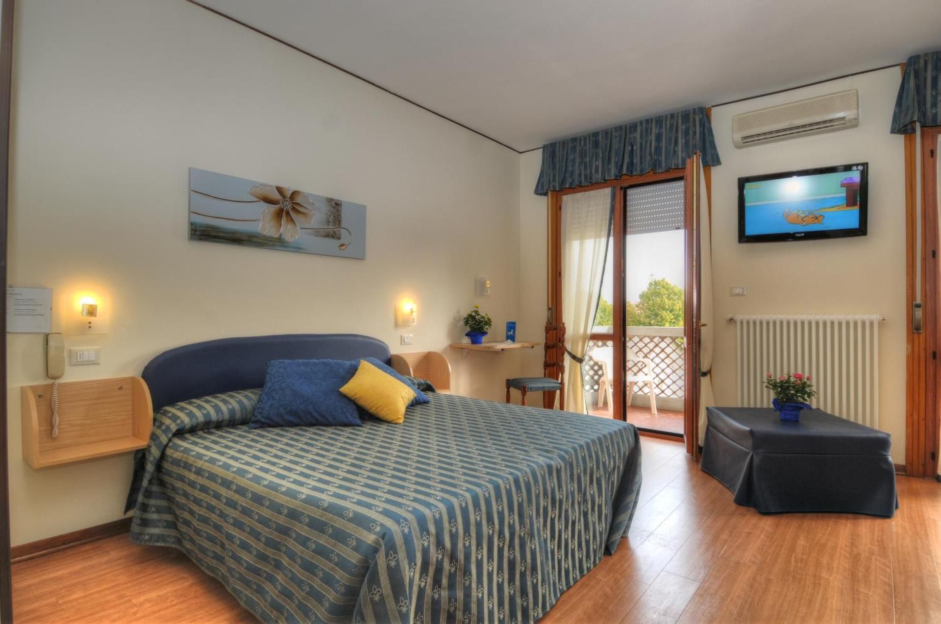 Comfort Quadruple Room