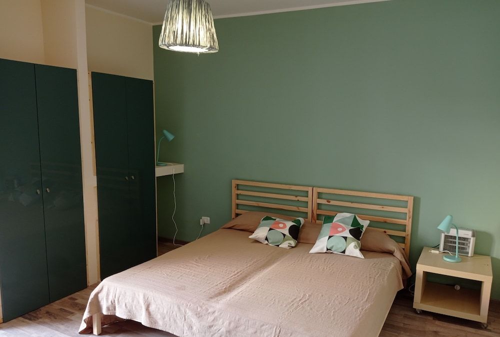 Elite Apartment, 1 Bedroom, Balcony, Courtyard View