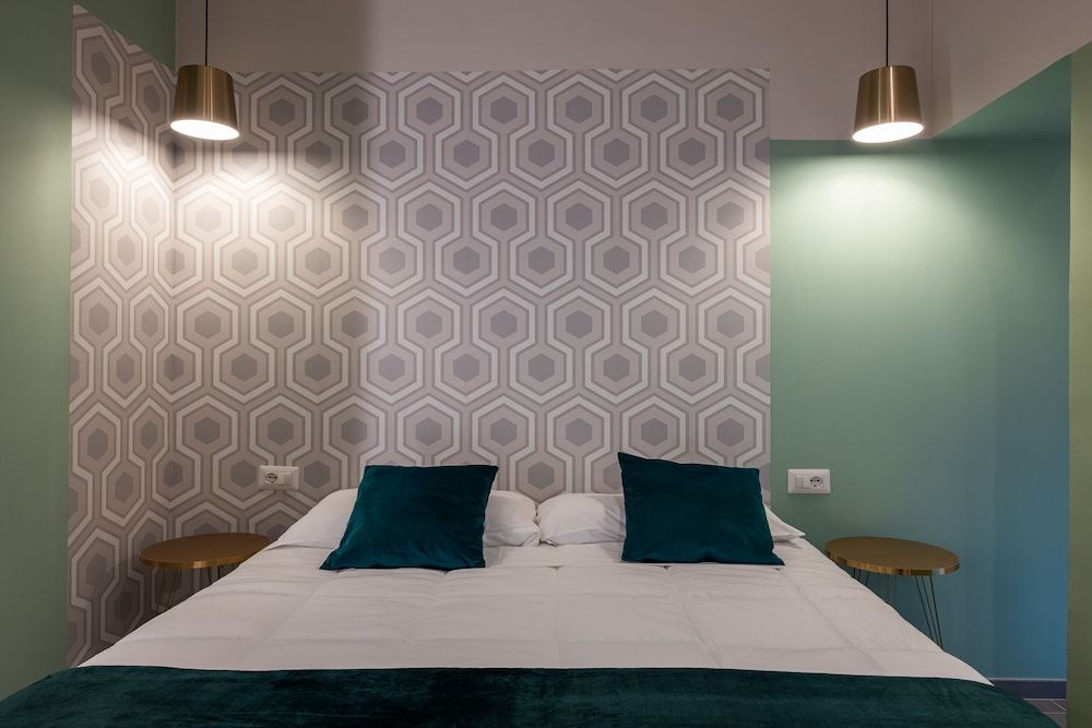 undefined Morpheus Rooms 3