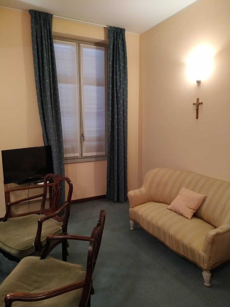 Hotel Villa Cagnola Classic Suite, 1 Queen Bed, Kitchenette 3