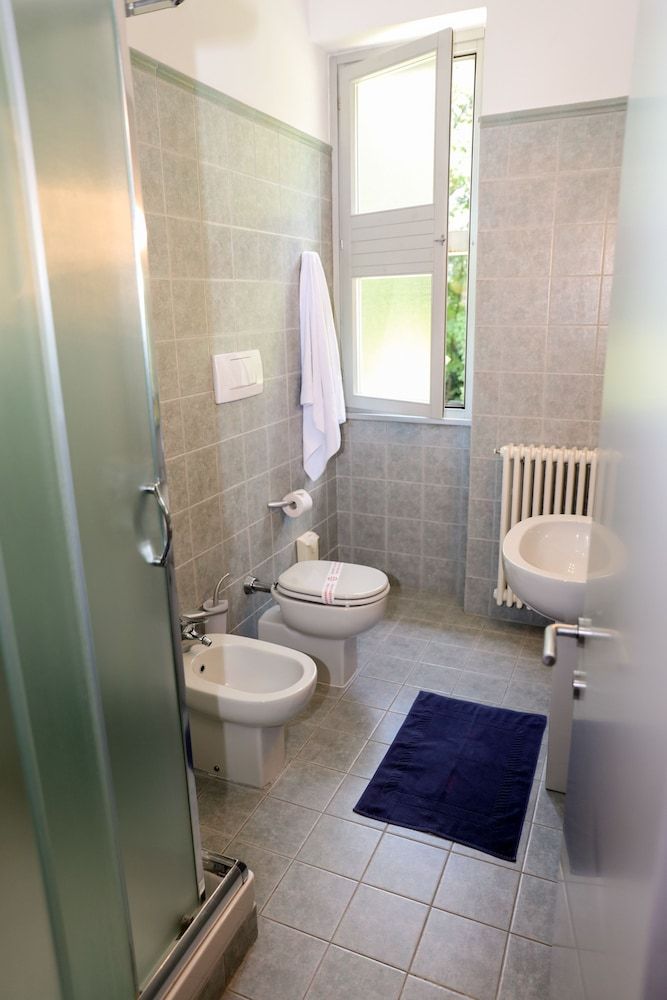 Hotel Villa Cagnola Standard Triple Room, 3 Twin Beds 4