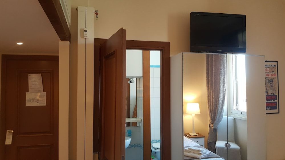 Bed & Breakfast A Casa di Lia a Roma Superior Double or Twin Room, Jetted Tub 21