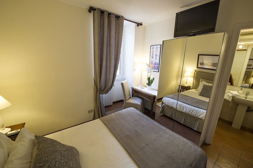 Bed & Breakfast A Casa di Lia a Roma Comfort Double Room Single Use, Private Bathroom 5