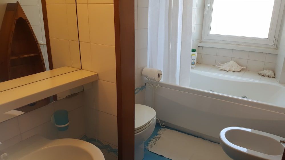 Bed & Breakfast A Casa di Lia a Roma Superior Double or Twin Room, Jetted Tub 16