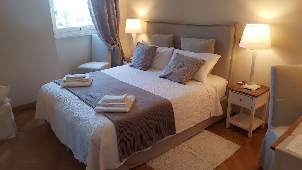 Bed & Breakfast A Casa di Lia a Roma Superior Double or Twin Room, Jetted Tub 9