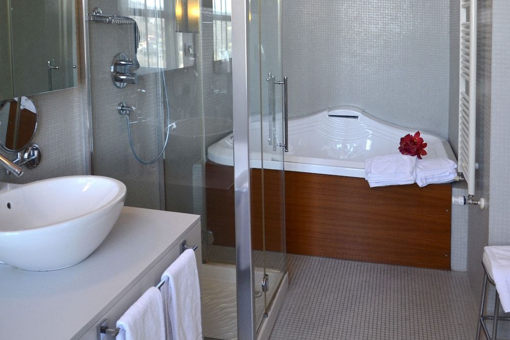 Castello di Montaldo Torino Suite (Corner con accesso SPA) 5