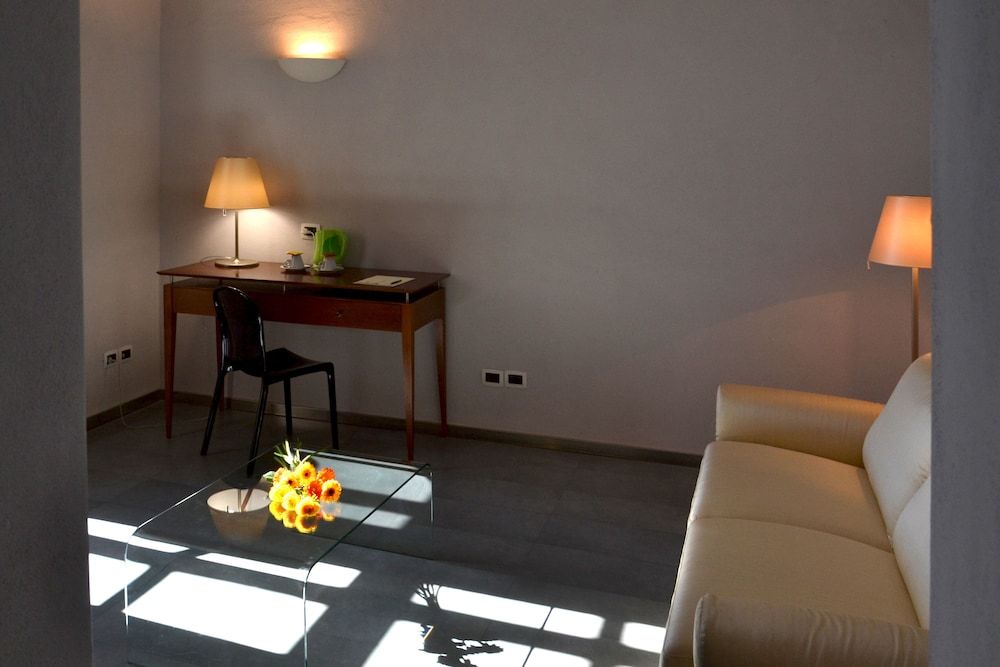 Castello di Montaldo Torino Suite (Prestige) 7