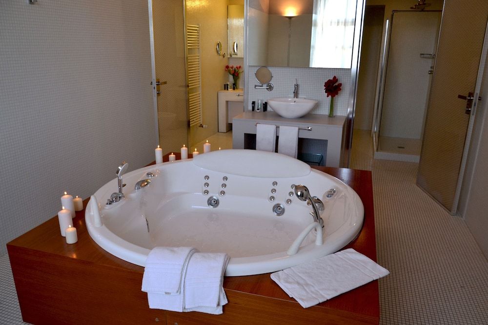 Castello di Montaldo Torino Presidential Suite 7