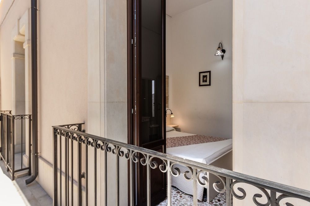 Morfeo charming Rooms & relax Deluxe Room 7