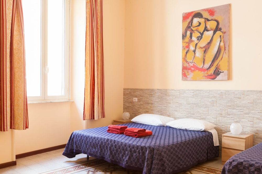 Furio Camillo Triple Room, Private Bathroom (external) 2