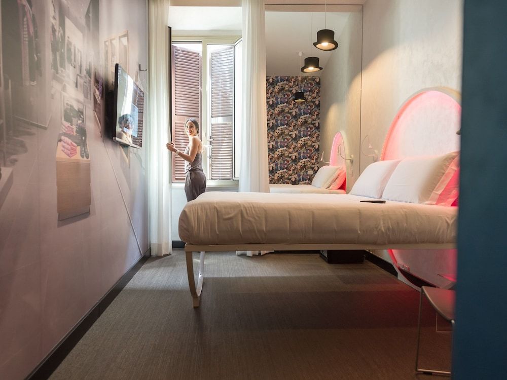 undefined Gueshouse o Affitacamere Magenta Campo dei Fiori 5