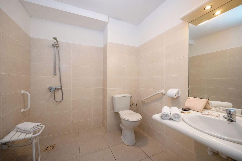 Nemea Appart Hotel Home Suite Nancy Centre Standard Apartment, 1 Bedroom 5